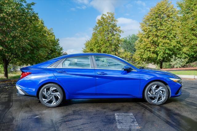 new 2025 Hyundai Elantra car, priced at $28,160