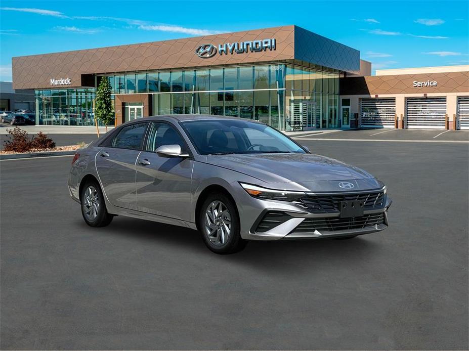 new 2025 Hyundai Elantra HEV car, priced at $26,740