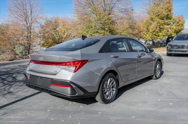 new 2025 Hyundai Elantra HEV car, priced at $26,740