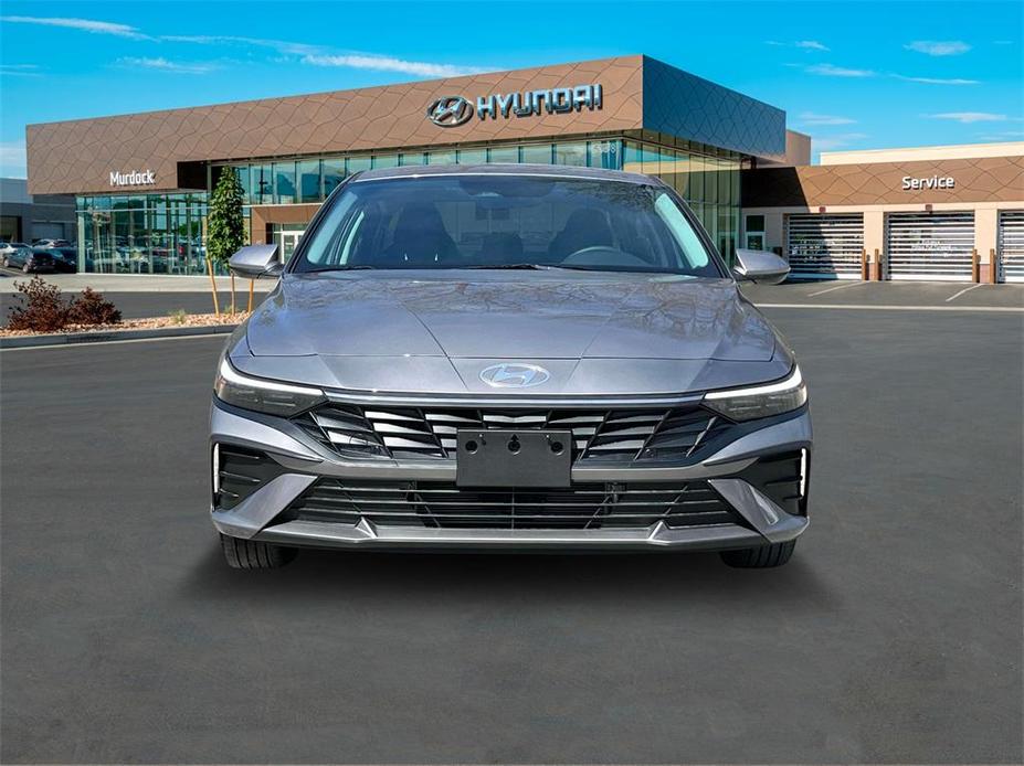 new 2025 Hyundai Elantra HEV car, priced at $26,740