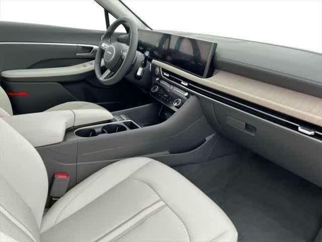 new 2025 Hyundai Sonata Hybrid car, priced at $31,685