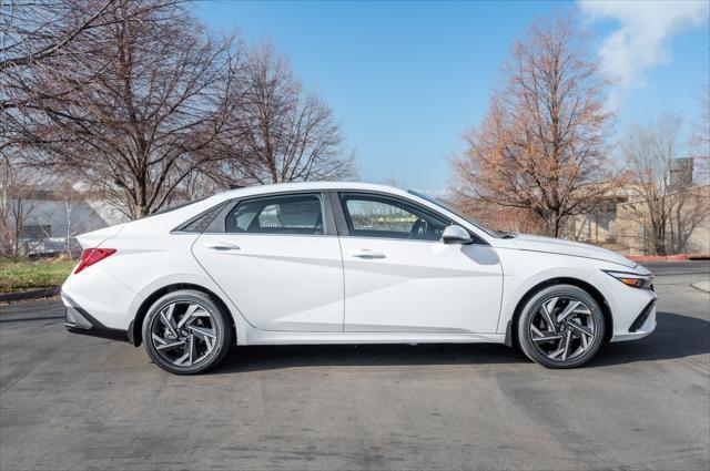 new 2025 Hyundai Elantra HEV car, priced at $31,605