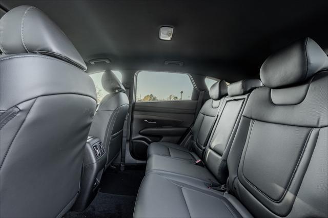 new 2025 Hyundai TUCSON Hybrid car