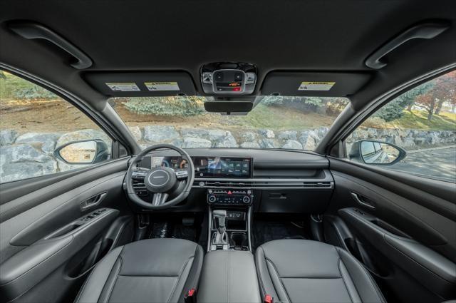new 2025 Hyundai TUCSON Hybrid car