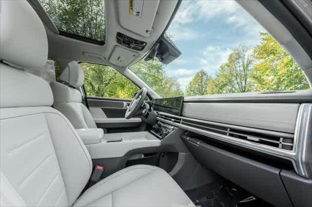 new 2025 Hyundai SANTA FE HEV car, priced at $50,125