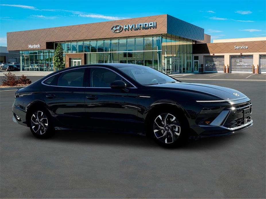 new 2025 Hyundai Sonata car, priced at $31,110