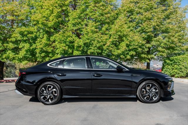 new 2025 Hyundai Sonata car, priced at $31,110