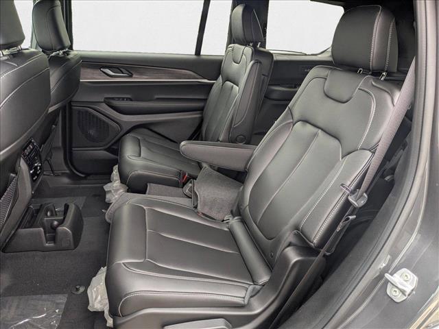 new 2025 Jeep Grand Cherokee L car, priced at $43,495