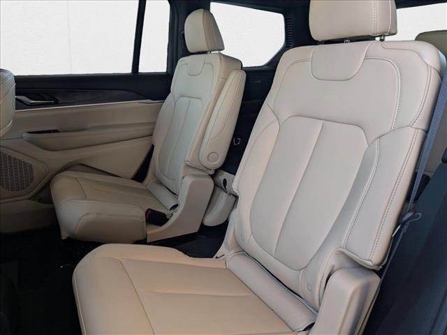 new 2025 Jeep Grand Cherokee L car, priced at $45,995