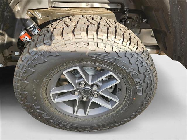 new 2025 Jeep Gladiator car, priced at $49,995