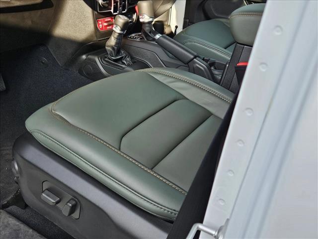 new 2025 Jeep Gladiator car, priced at $49,995