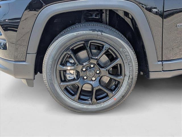 new 2025 Jeep Compass car, priced at $25,995