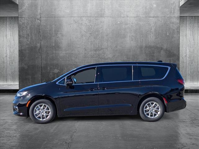 new 2025 Chrysler Pacifica car, priced at $39,995