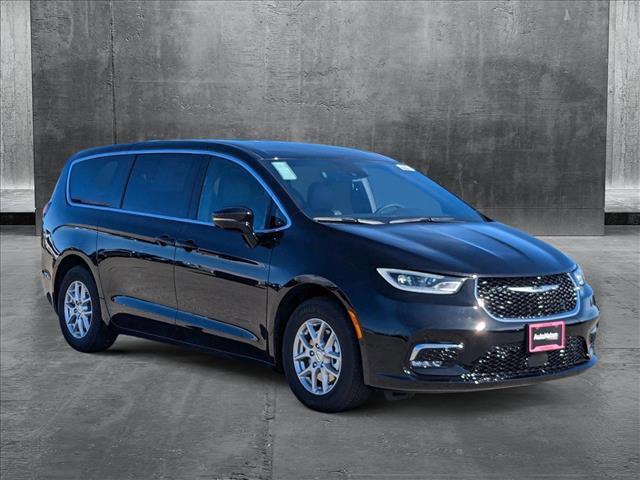 new 2025 Chrysler Pacifica car, priced at $39,995