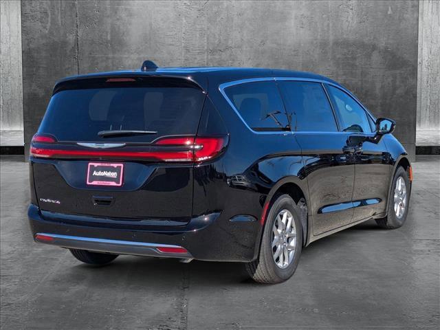 new 2025 Chrysler Pacifica car, priced at $39,995