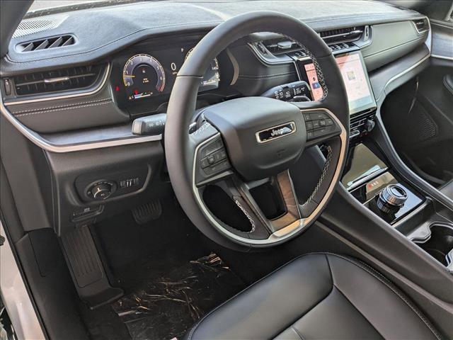 new 2025 Jeep Grand Cherokee car, priced at $44,580