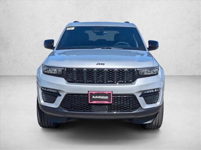 new 2025 Jeep Grand Cherokee car, priced at $44,580