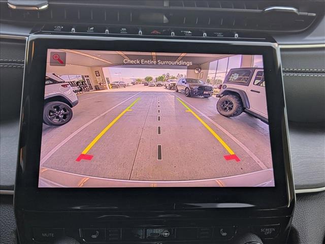 new 2025 Jeep Grand Cherokee car, priced at $44,580