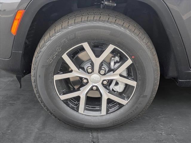 new 2025 Jeep Grand Cherokee car, priced at $50,010