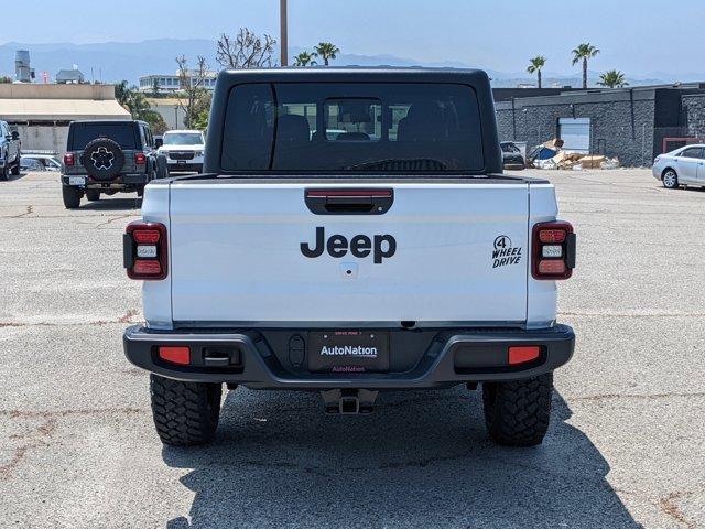 new 2024 Jeep Gladiator car, priced at $50,195