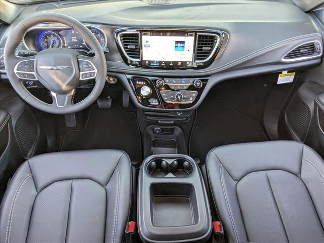 new 2026 Chrysler Pacifica car, priced at $39,033