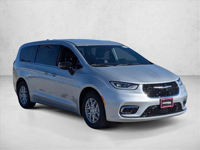new 2026 Chrysler Pacifica car, priced at $39,033