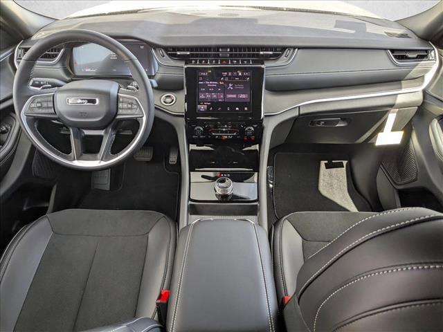 new 2025 Jeep Grand Cherokee car, priced at $42,480