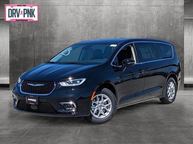 new 2024 Chrysler Pacifica car, priced at $39,500