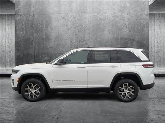 new 2025 Jeep Grand Cherokee car, priced at $42,580