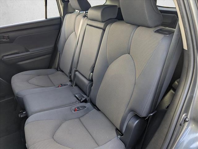used 2022 Toyota Highlander car, priced at $30,991