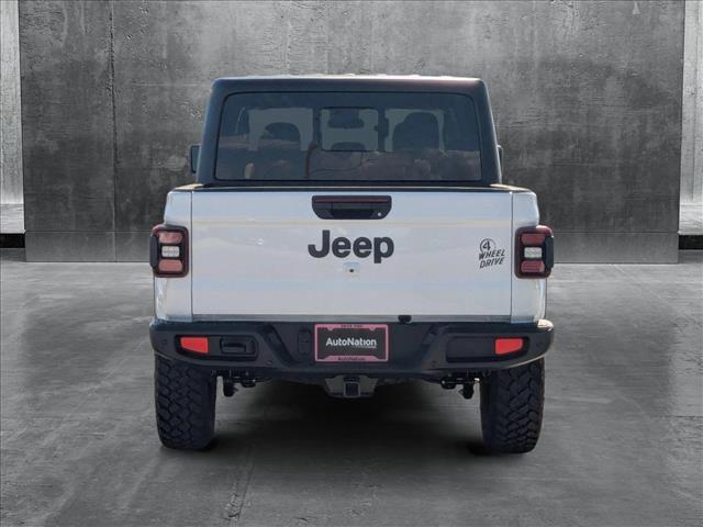 new 2025 Jeep Gladiator car, priced at $45,739