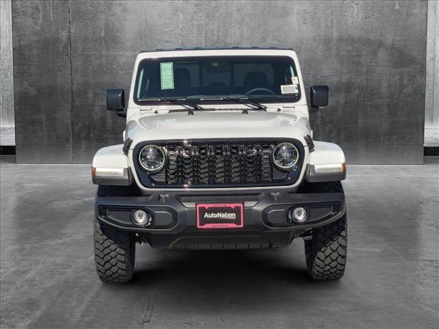 new 2025 Jeep Gladiator car, priced at $45,739