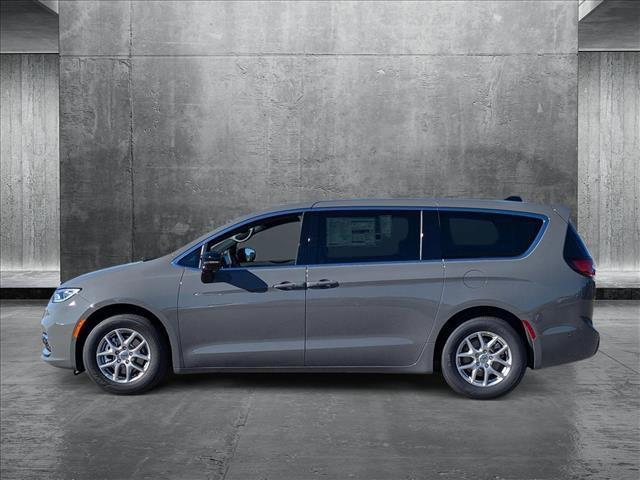 new 2025 Chrysler Pacifica car, priced at $39,995