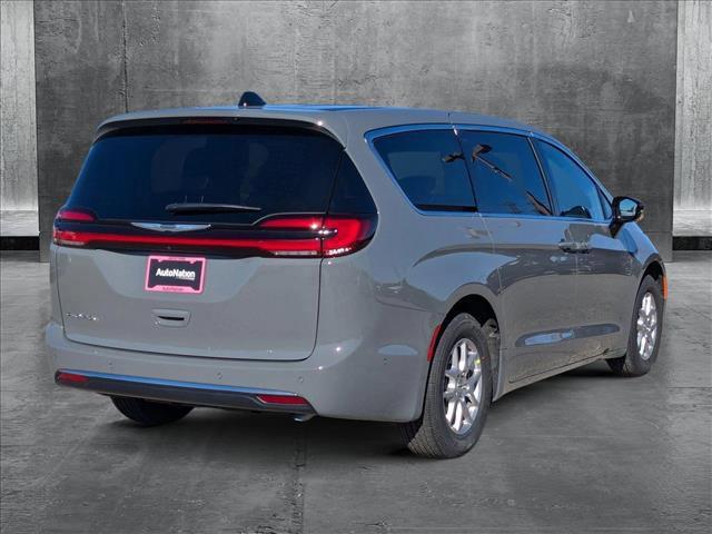 new 2025 Chrysler Pacifica car, priced at $39,995