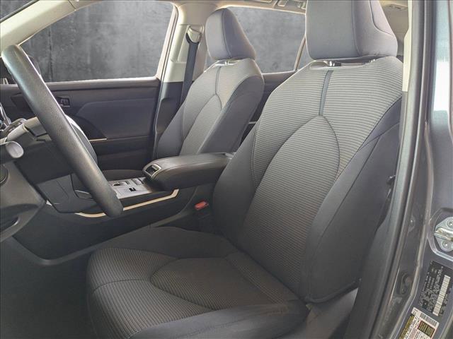used 2020 Toyota Highlander car, priced at $28,495