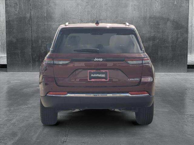 new 2025 Jeep Grand Cherokee car, priced at $45,495