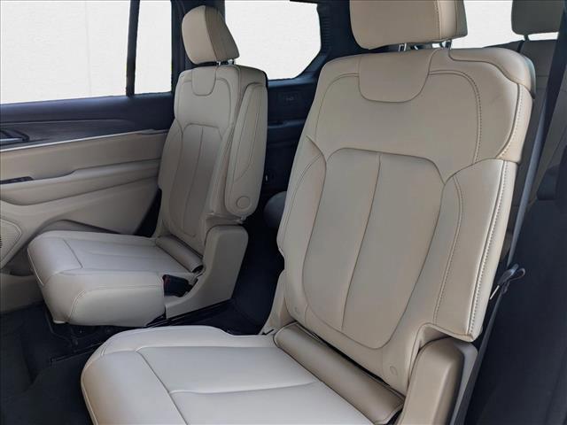 new 2025 Jeep Grand Cherokee L car, priced at $44,400