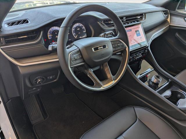 new 2025 Jeep Grand Cherokee car, priced at $43,999