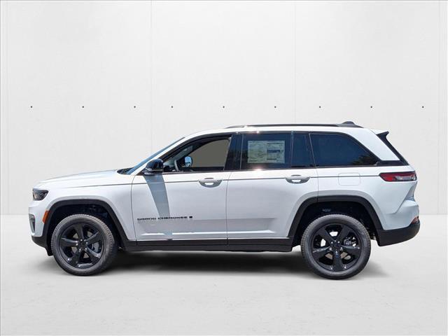 new 2025 Jeep Grand Cherokee car, priced at $43,999