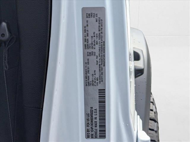 new 2025 Jeep Wrangler car, priced at $44,990