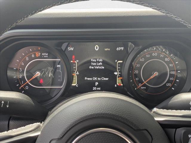 new 2025 Jeep Gladiator car, priced at $42,999