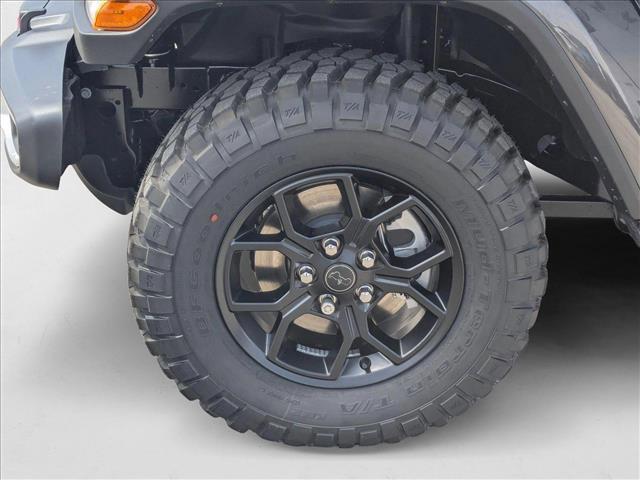 new 2025 Jeep Gladiator car, priced at $42,999