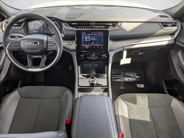 new 2025 Jeep Grand Cherokee car, priced at $42,480
