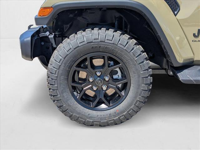 new 2025 Jeep Gladiator car, priced at $47,160
