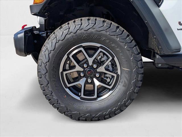 new 2025 Jeep Wrangler car, priced at $47,995