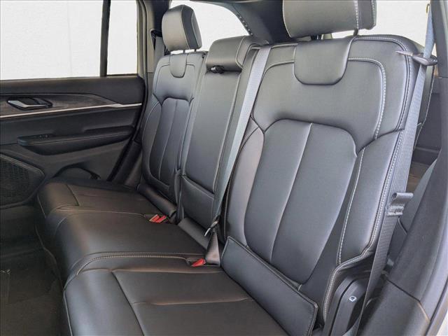 new 2025 Jeep Grand Cherokee car, priced at $42,999