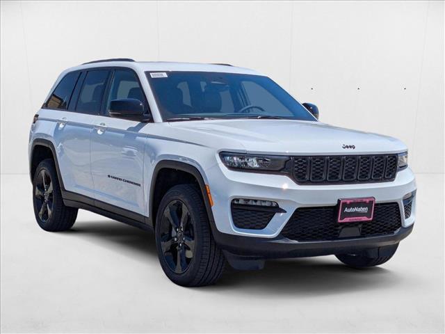 new 2025 Jeep Grand Cherokee car, priced at $42,999
