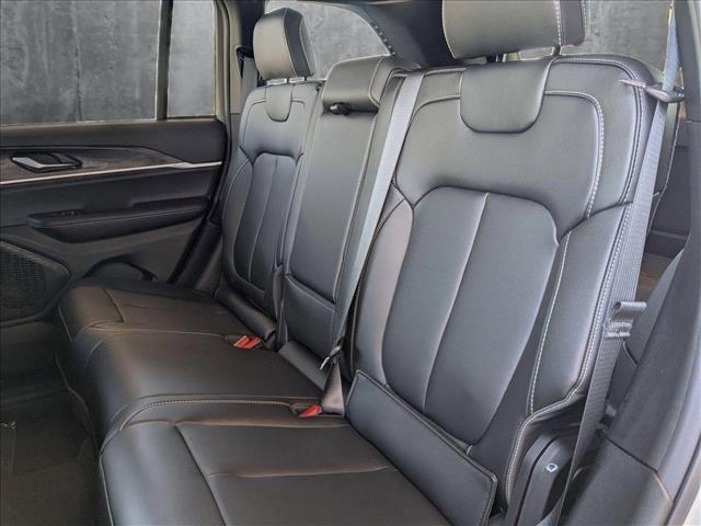 new 2025 Jeep Grand Cherokee car, priced at $46,449