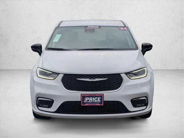 used 2024 Chrysler Pacifica car, priced at $29,991