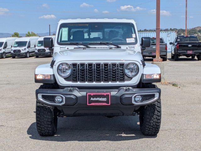 new 2025 Jeep Gladiator car, priced at $53,010